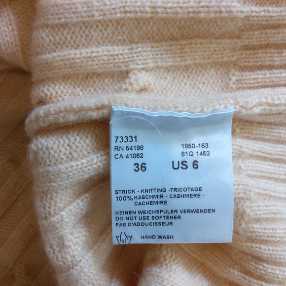 Bogner cable knit 100% cashmere sweater - Picture 8 of 8